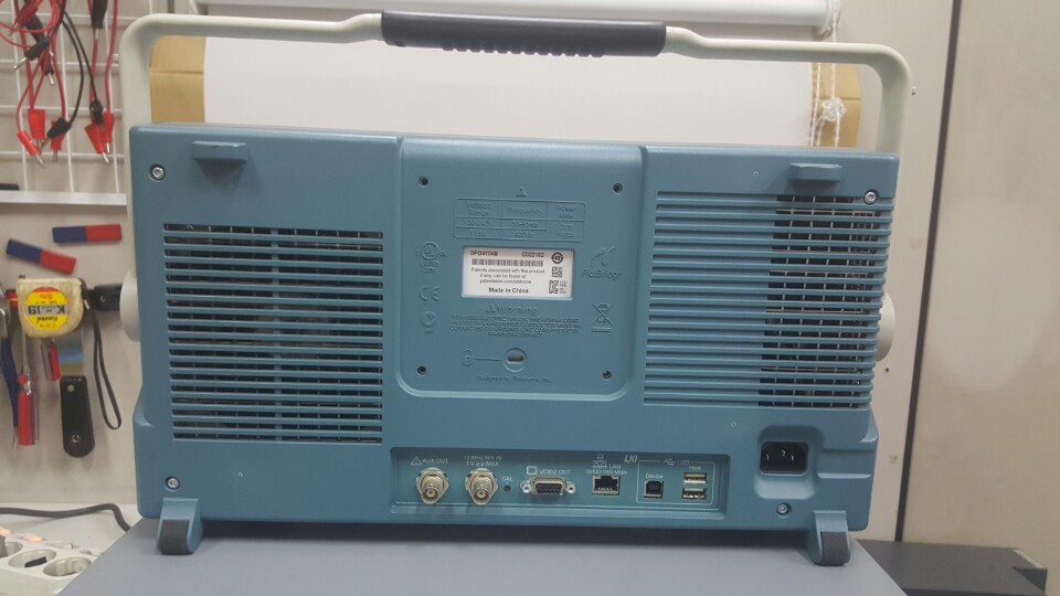 중고 DPO4104B 오실로스코프  Tektronix Oscilloscopes 1GHz, 4채널 판매 및 렌탈